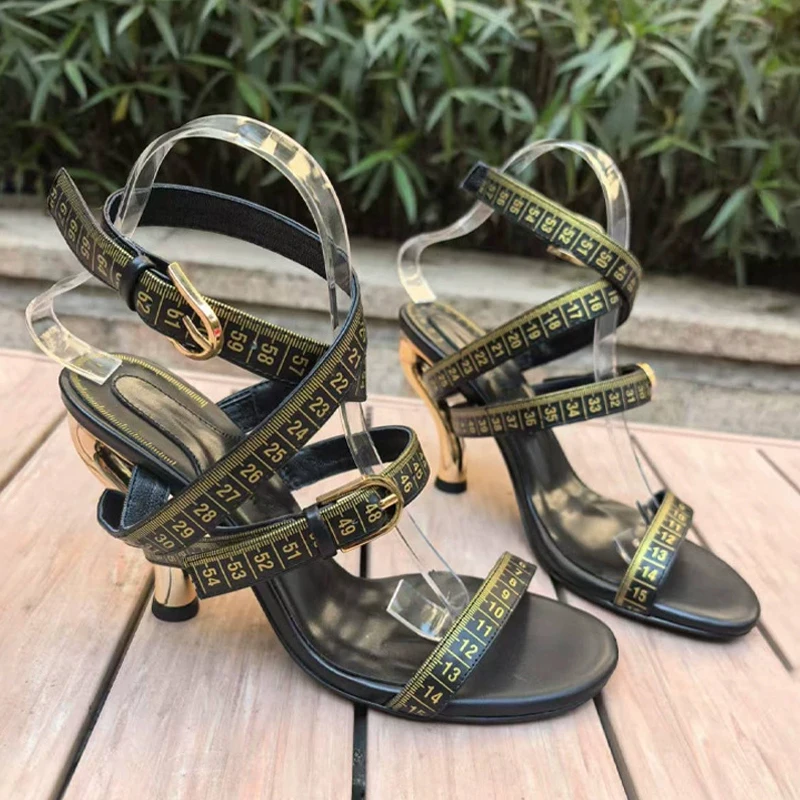 Sandal Wanita Hak Tinggi Model - Tape Measure ulasan dan harga