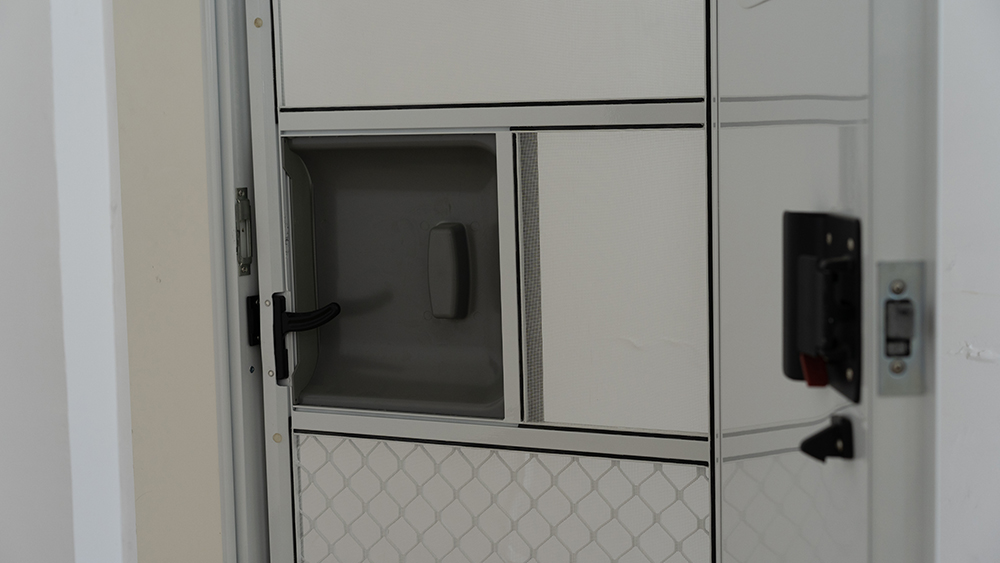 Kunci Pintu Otomatis Airow Saf - Door Lock ulasan dan harga